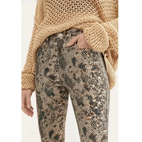 New Free People Raw trim High rise jegging jean two faced snakeskin OB1026916 - Picture 3 of 14